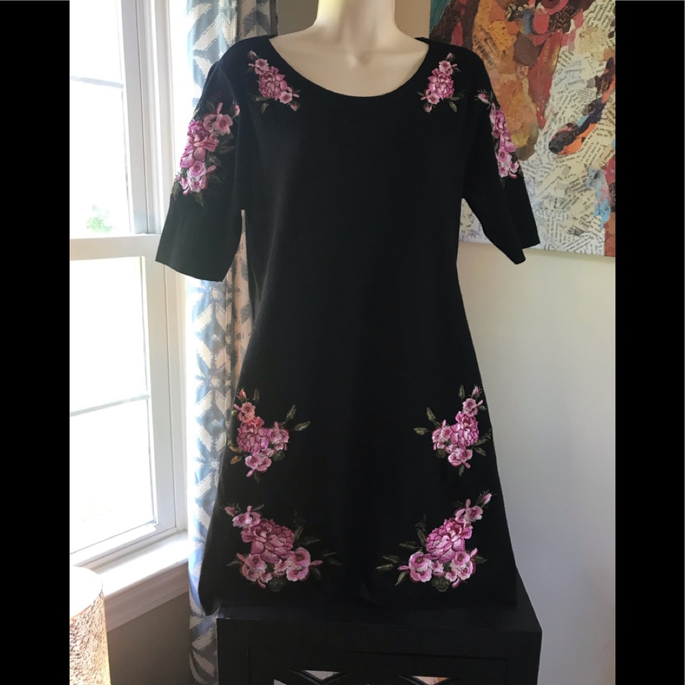 🚨sale EUC - INC short sleeve sweater dress black